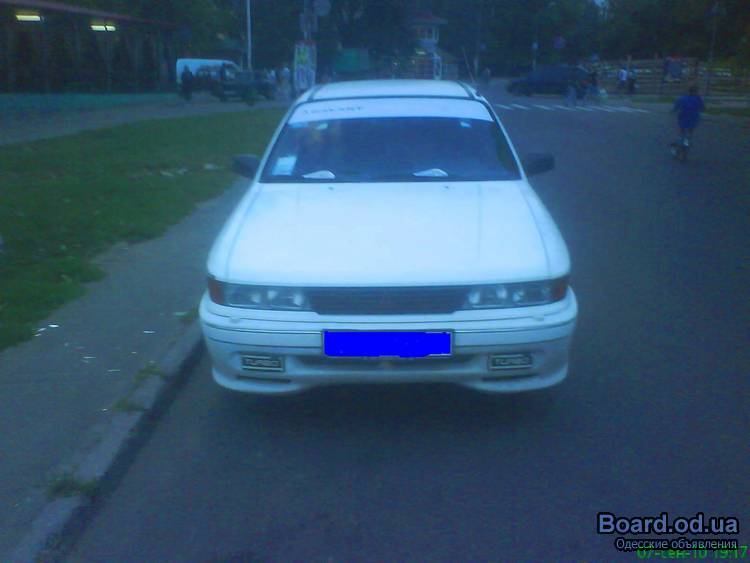 Mitsubishi galant 1989.