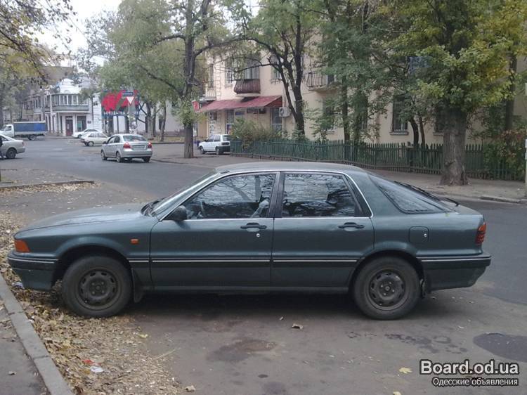 Mitsubishi galant 1989.