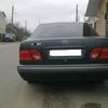 Mercedes ELEGANCE-210 1996