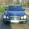 Mercedes E-240 2001