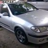 Nissan Almera 2001