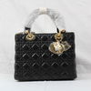 lluxurymoda4me-wholesale can offer the clients wit