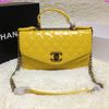 garment4u are suppliers of leather handbags